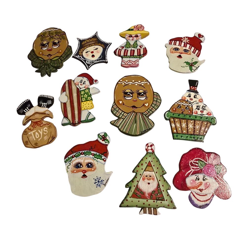 Handpainted Christmas Wooden Pins Broach 11 Eleven Gingerbread Santa Tree